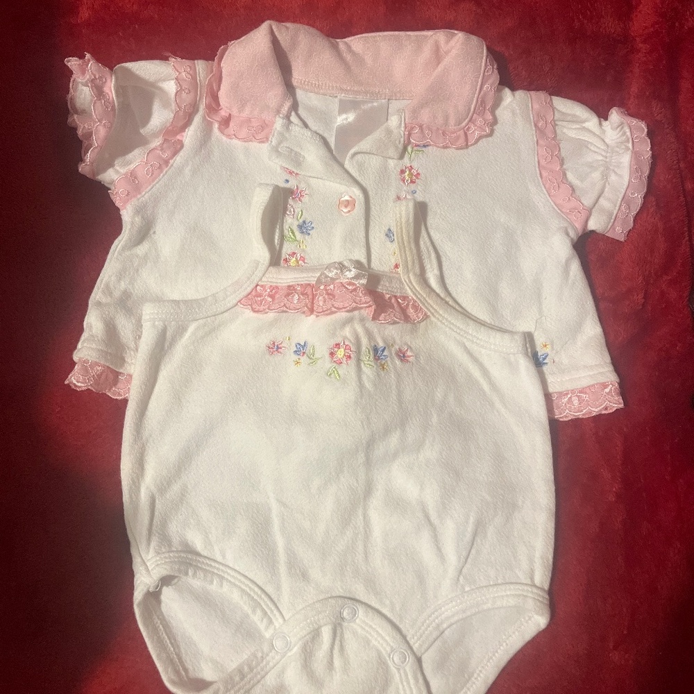 Baby girl's outfit